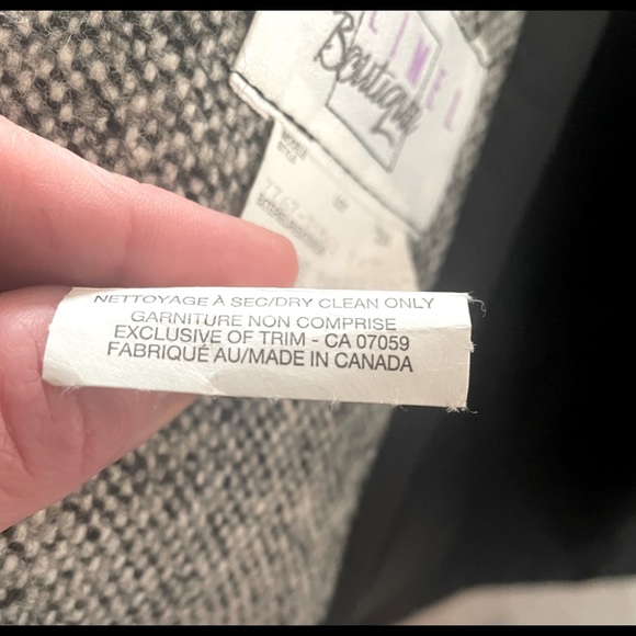 Vintage Long Gray Coat - Picture 12 of 13